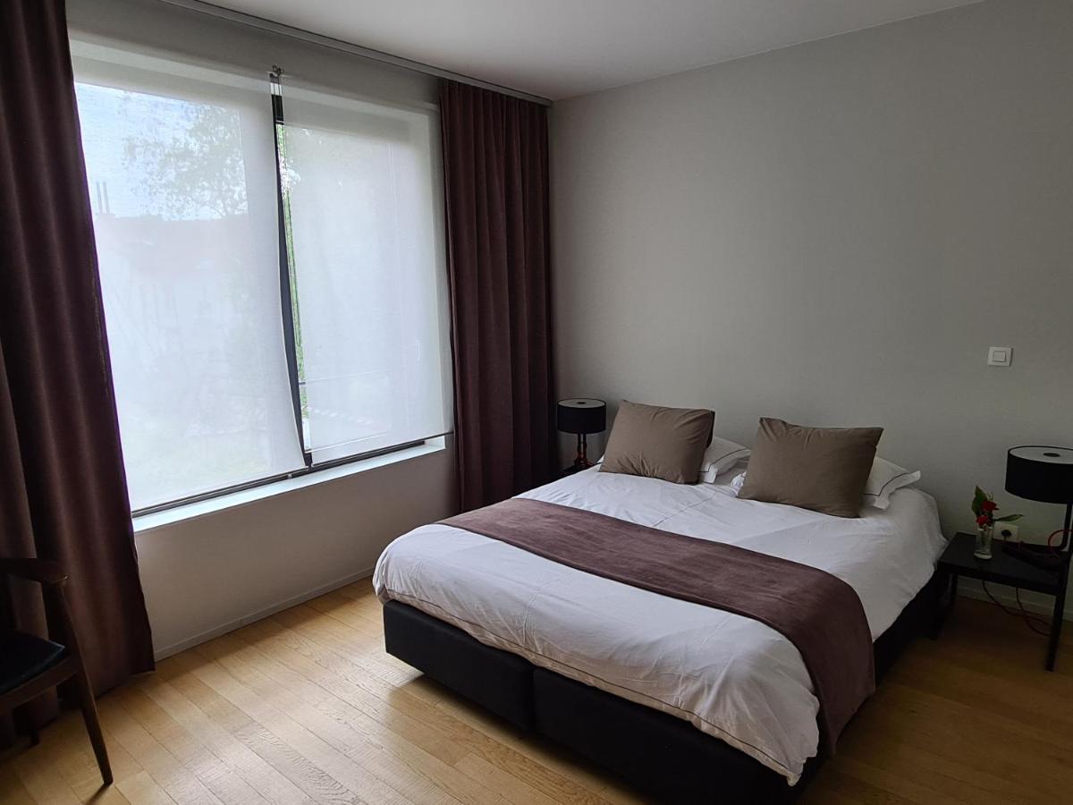 B&B A Cote Du Cinquantenaire Etterbeek Exteriör bild