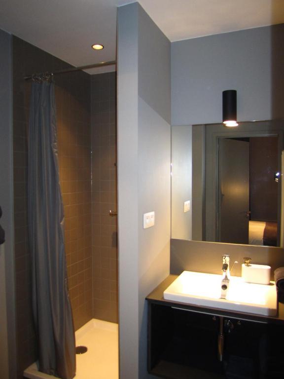 B&B A Cote Du Cinquantenaire Etterbeek Rum bild